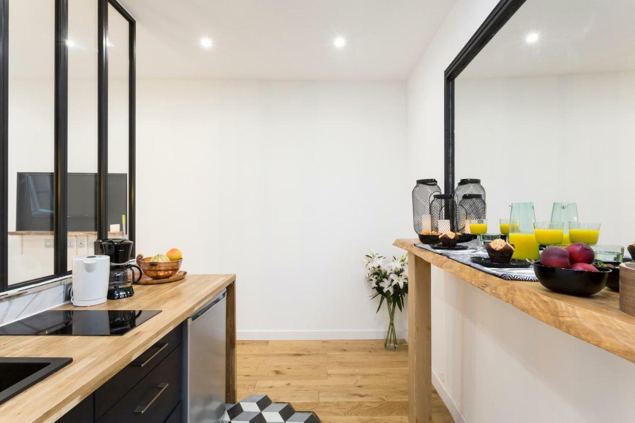Studio D'Architecte Au Pied De Tour Eiffel Apartment Paris Bagian luar foto