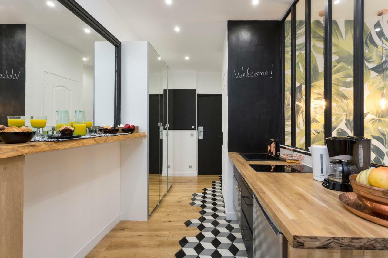 Studio D'Architecte Au Pied De Tour Eiffel Apartment Paris Bagian luar foto